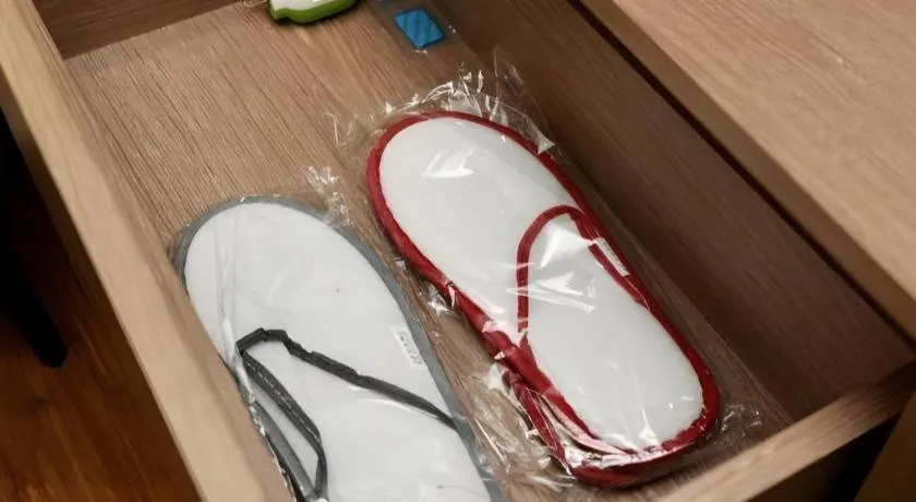 Borrman Hotel Zhonghsan Guzheng Huayi Plaza Light Rail Station