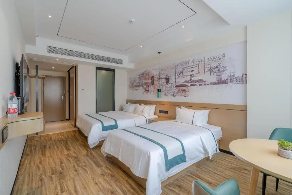 Bed in City Comfort Inn Hefei 1912 Ganghui Plaza