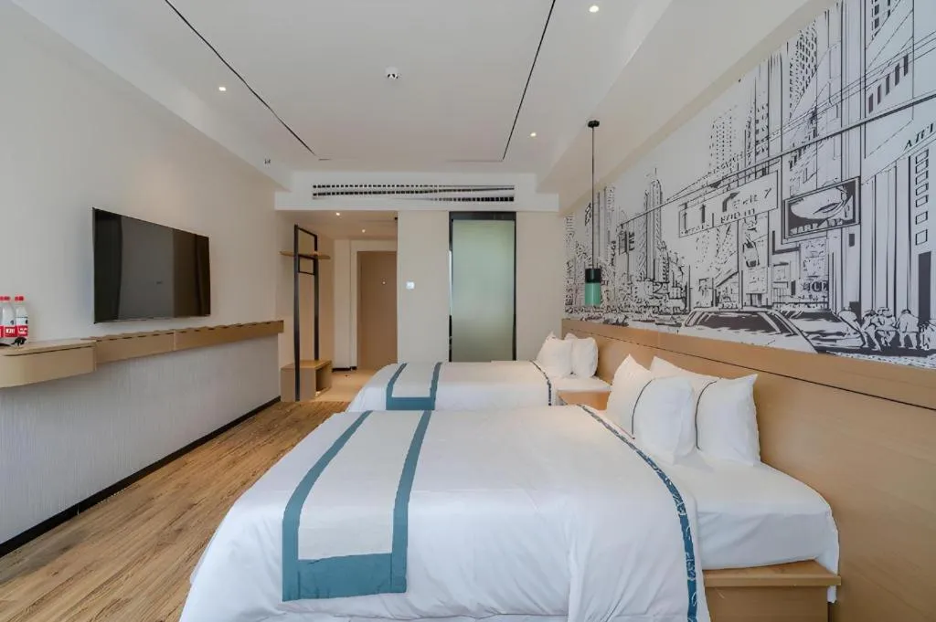 Bed in City Comfort Inn Hefei 1912 Ganghui Plaza