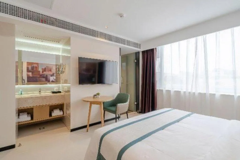 Bed in City Comfort Inn Hefei 1912 Ganghui Plaza