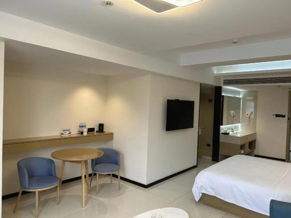 Bed in City Comfort Inn Hefei 1912 Ganghui Plaza