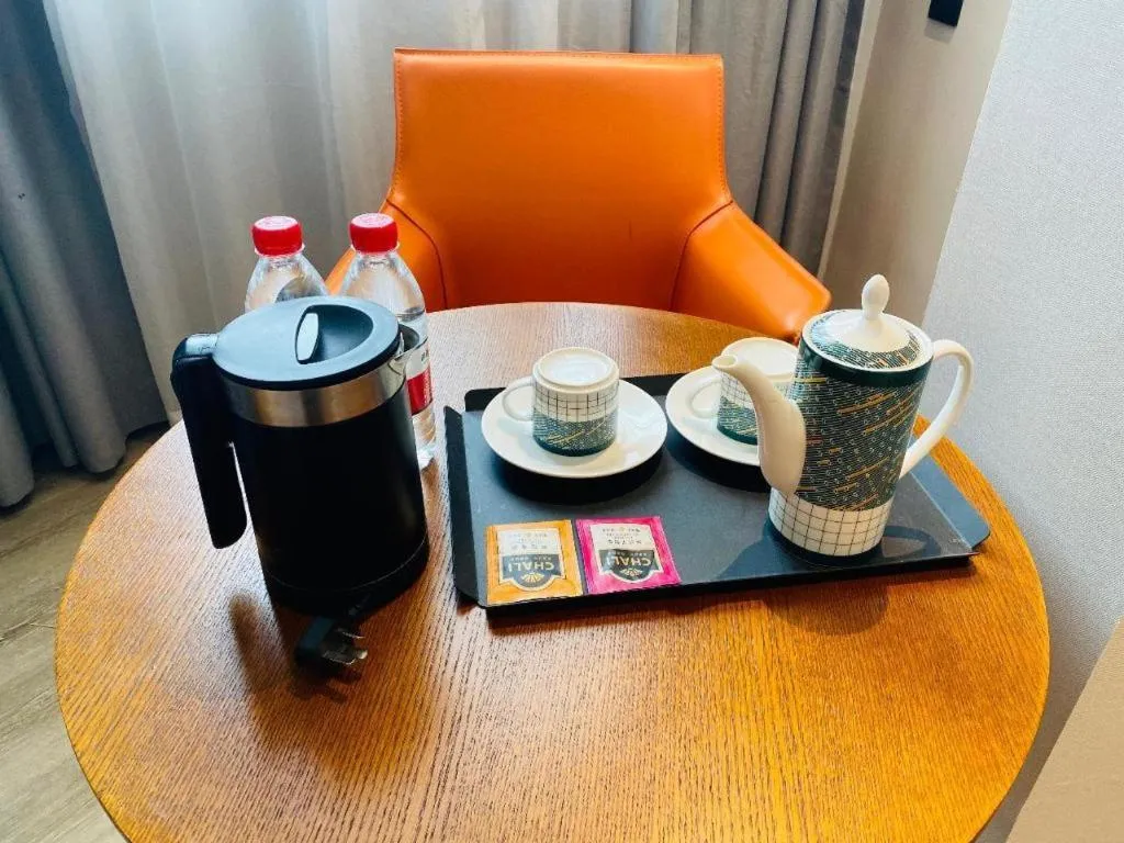 Premier City Comfort Hotel Wuhan Yellow Crane Shouyi Road Metro Station