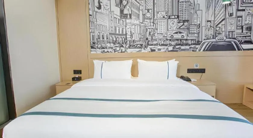 Bed in City Comfort Inn Yangxin High-speed Railway Station