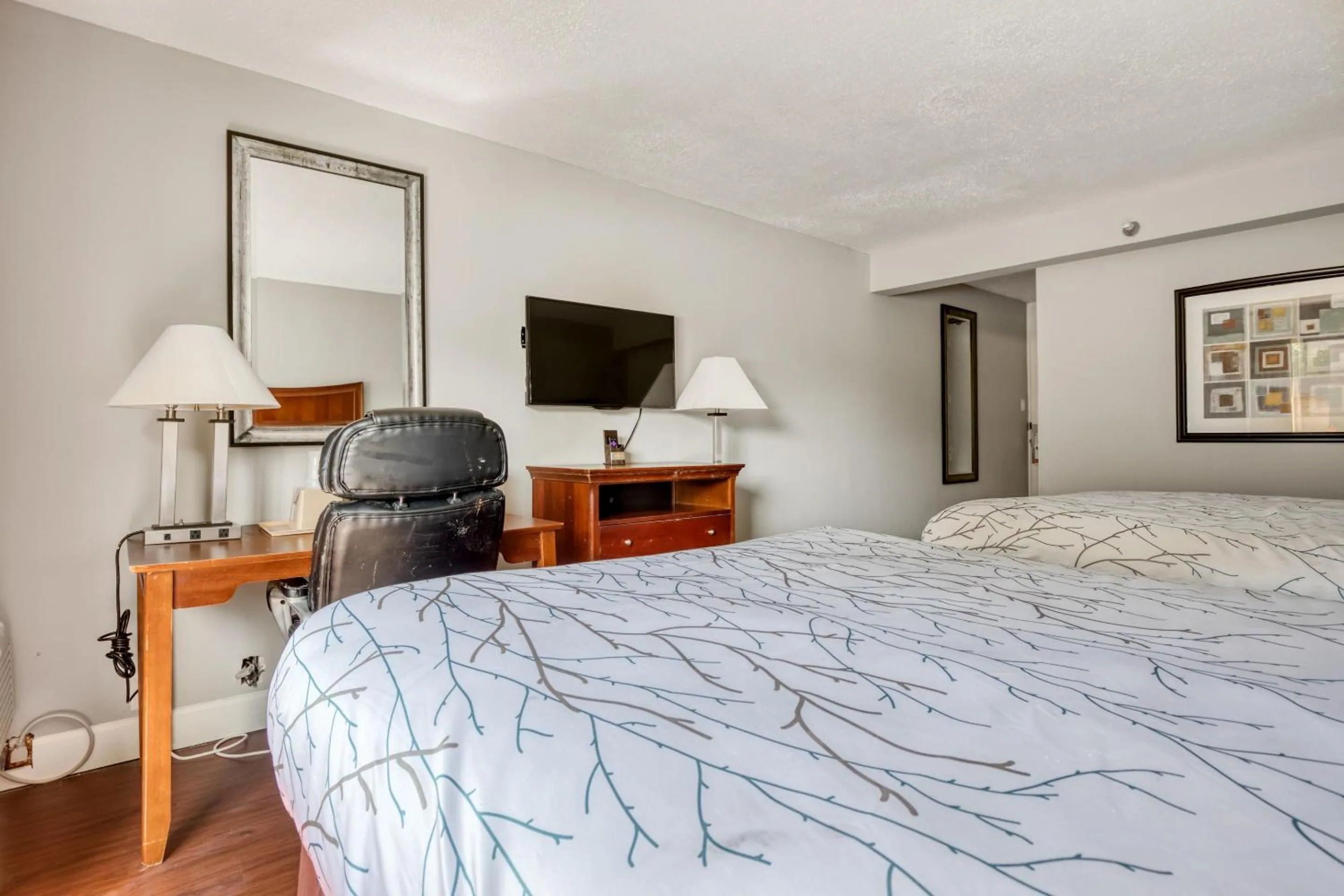 Bedroom, Bed in OYO Hotel Memphis TN I-40