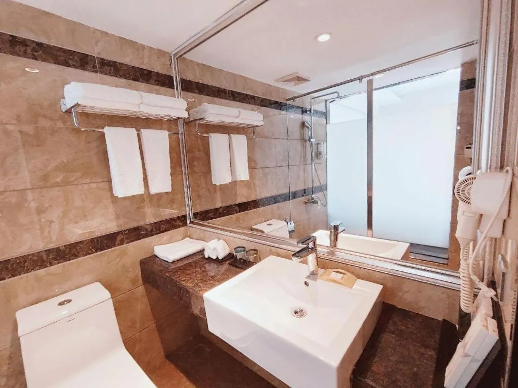 Borrman Hotel Fangchenggang Cross-sea Bridge