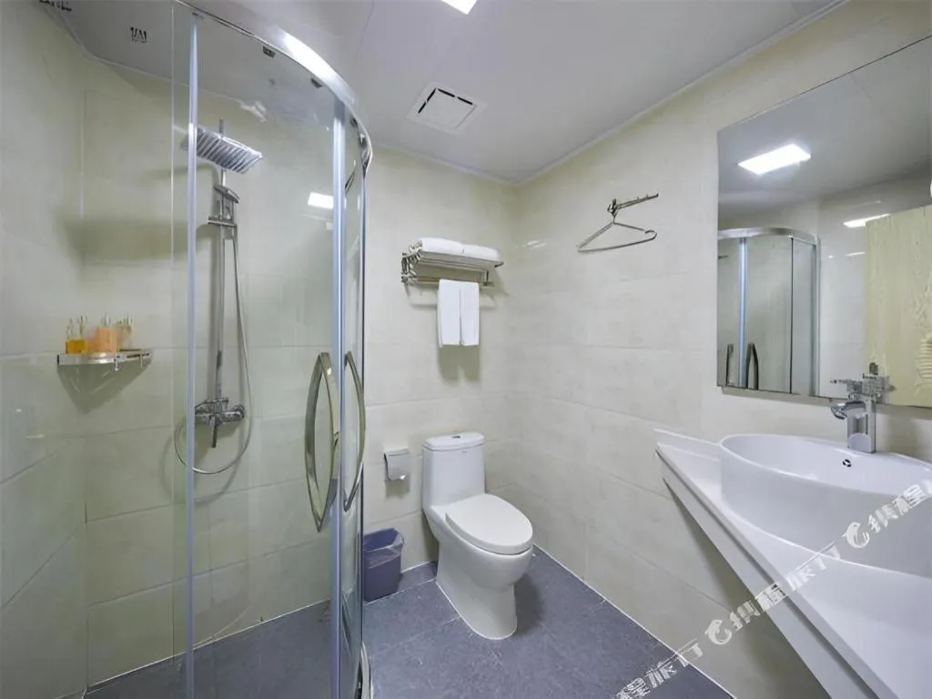 Borrman Hotel Liuzhou High-Speed Railway Station