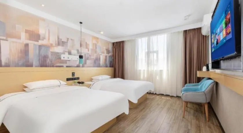 Bed in City Comfort Inn Huaihua East Station