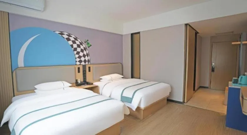 Bed in City Comfort Inn Fengshan Hongjun Road
