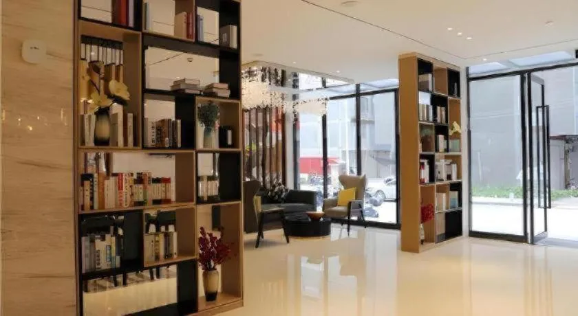 City Comfort Inn Fengshan Hongjun Road