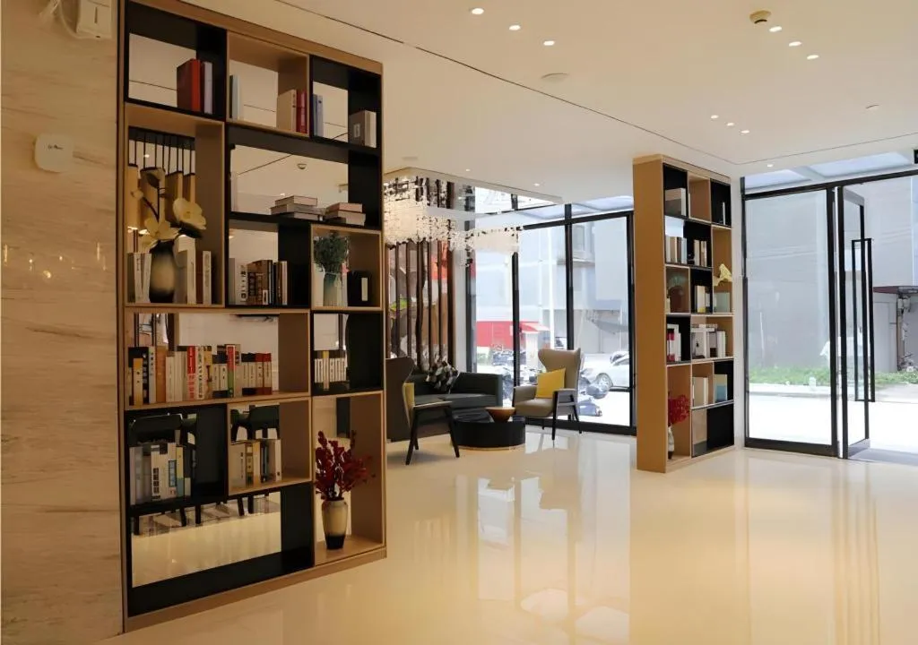 City Comfort Inn Fengshan Hongjun Road