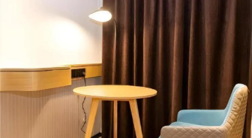 City Comfort Inn Fengshan Hongjun Road