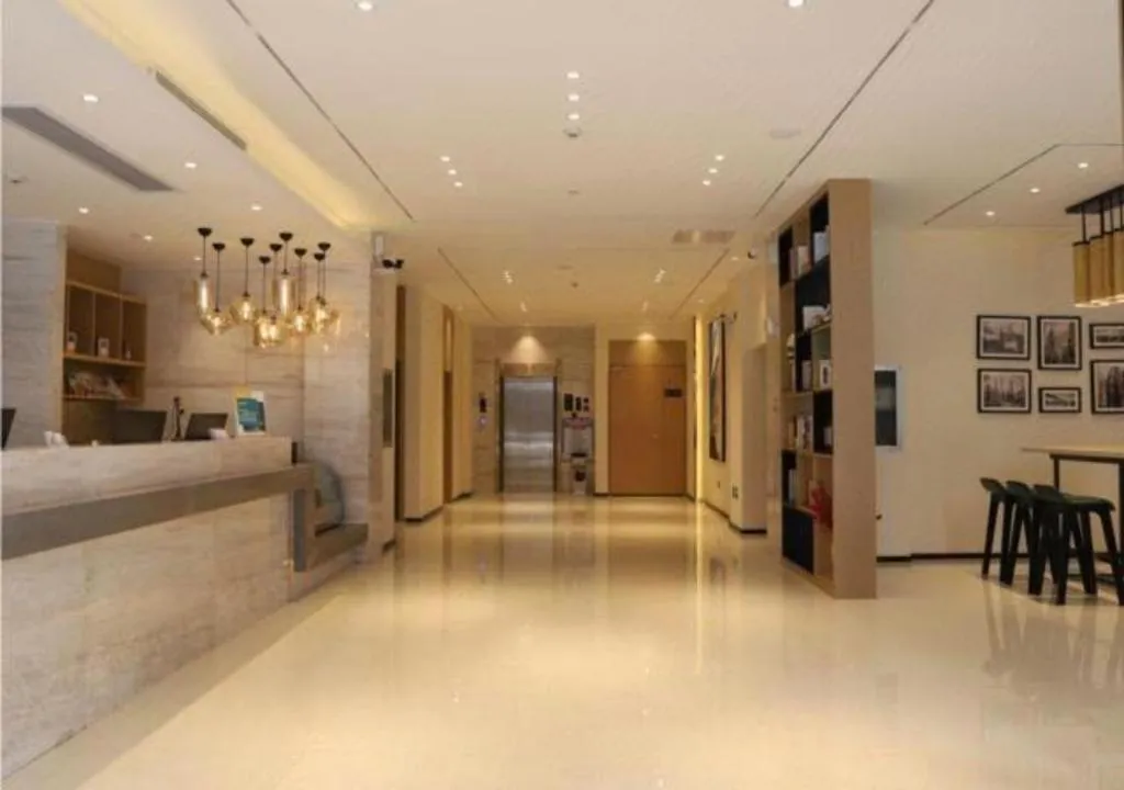 Bed in City Comfort Inn Fengshan Hongjun Road