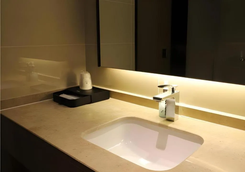 City Comfort Inn Fengshan Hongjun Road