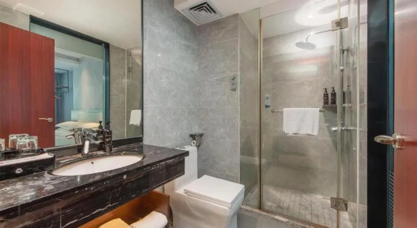 Borrman Hotel Yunfu Xinxing County Bus Station