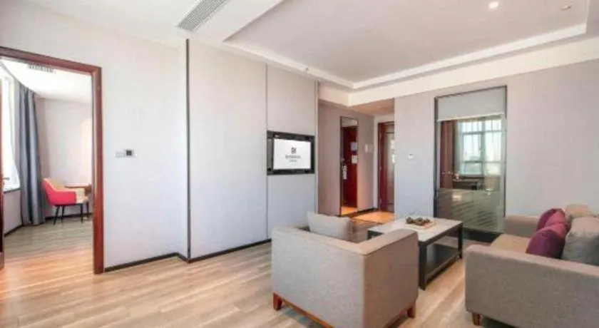 Borrman Hotel Yunfu Xinxing County Bus Station