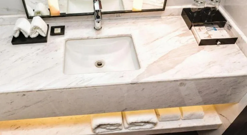 Borrman Hotel Yunfu Xinxing County Bus Station