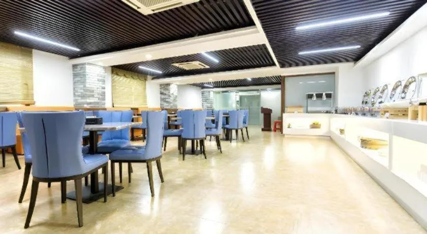 Borrman Hotel Yunfu Xinxing County Bus Station