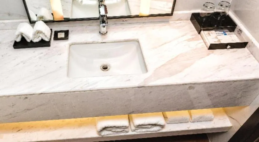 Borrman Hotel Yunfu Xinxing County Bus Station