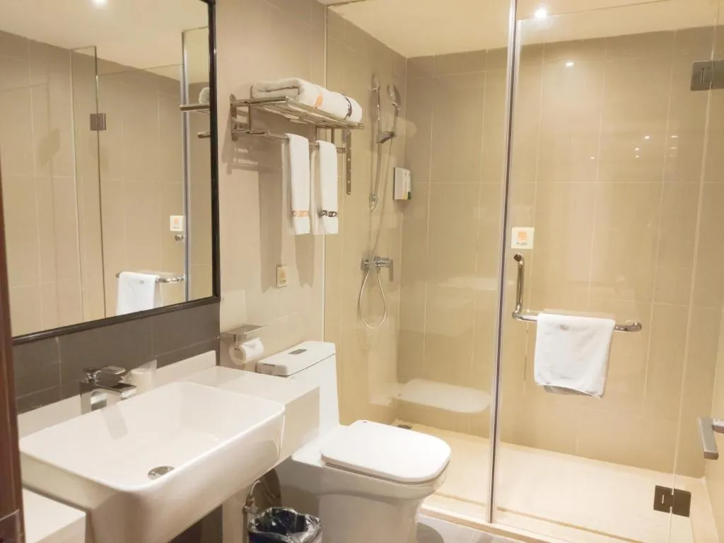 JTOUR Inn Yulin Bobai County Government Cultural Pedestrian Street