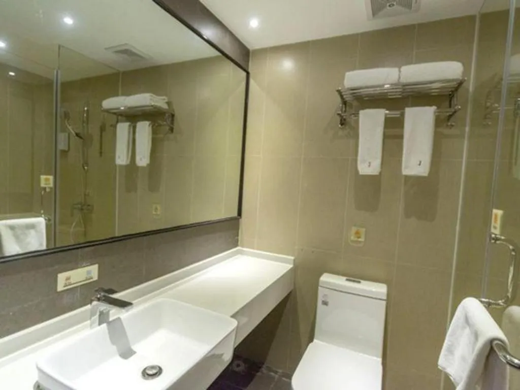 JTOUR Inn Yulin Bobai County Government Cultural Pedestrian Street