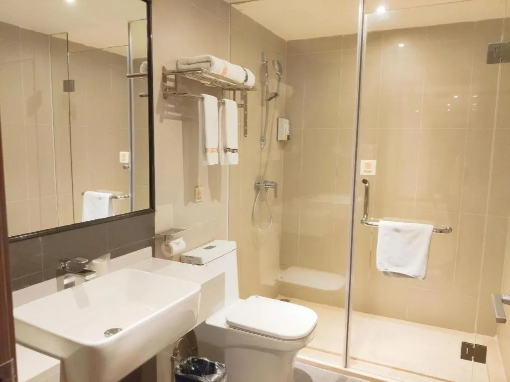 JTOUR Inn Yulin Bobai County Government Cultural Pedestrian Street