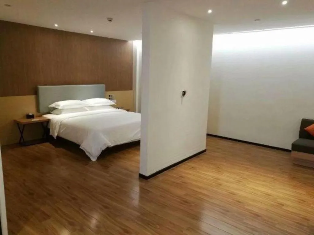 Bed in JTOUR Inn Yulin Bobai County Government Cultural Pedestrian Street