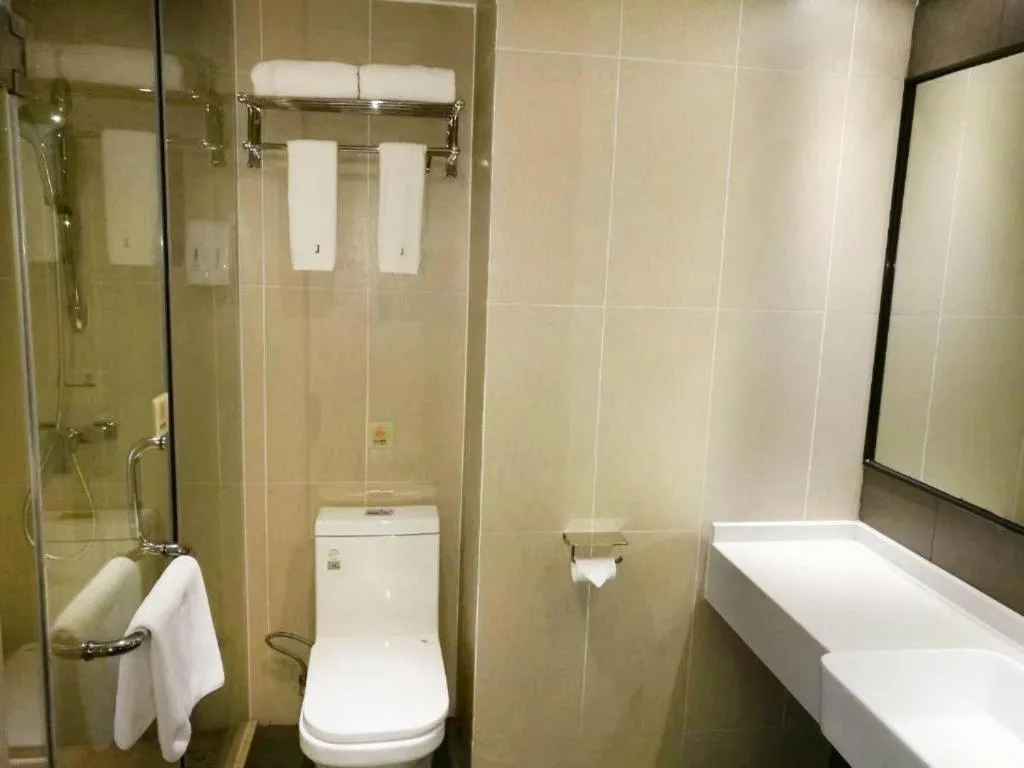 JTOUR Inn Yulin Bobai County Government Cultural Pedestrian Street