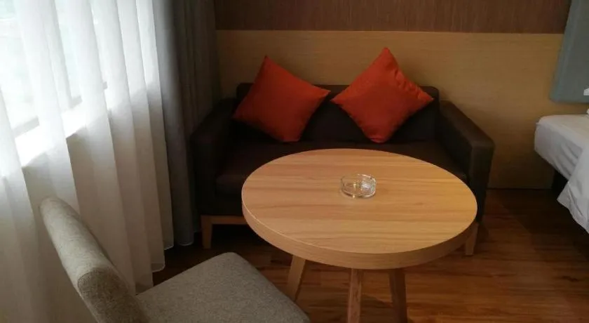 Bed in JTOUR Inn Yulin Bobai County Government Cultural Pedestrian Street