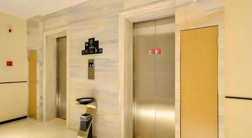 City Comfort Inn Wuhan Optics Valley Technology Exhibition Center