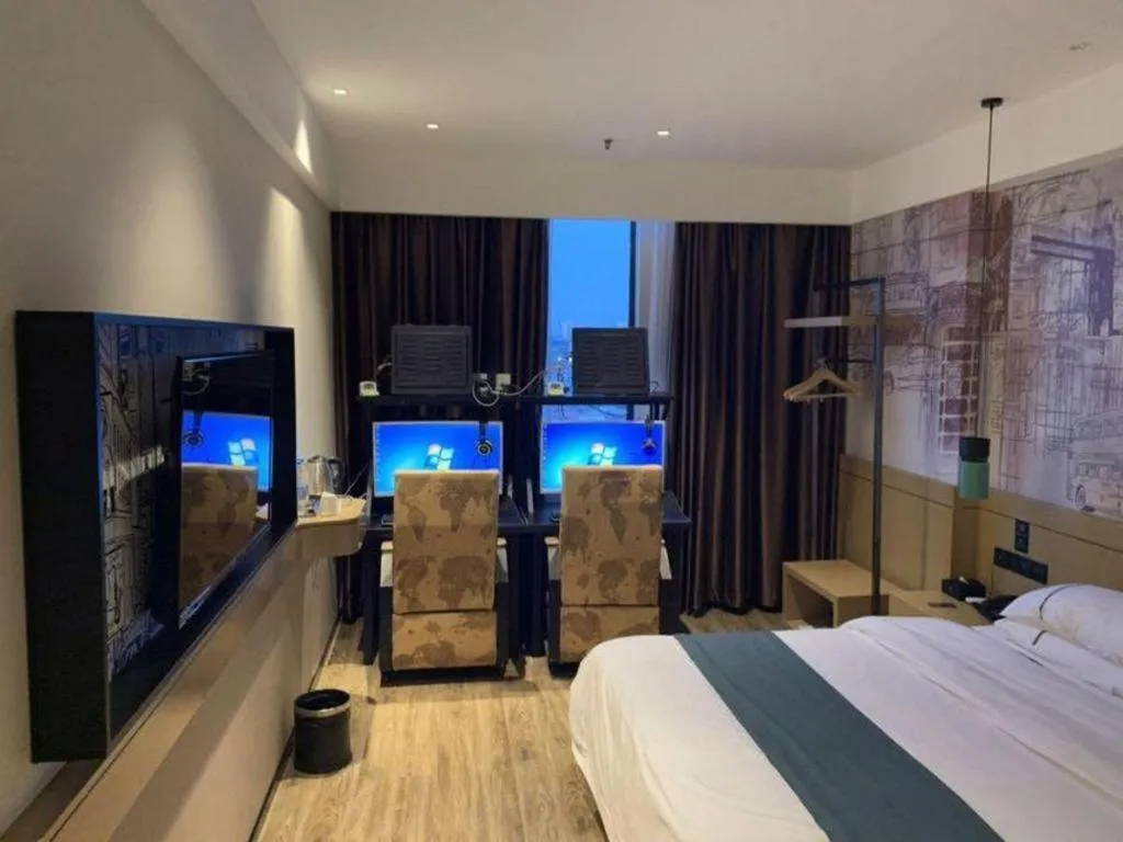 Bed in City Comfort Inn Zhongxiang Mochou Avenue