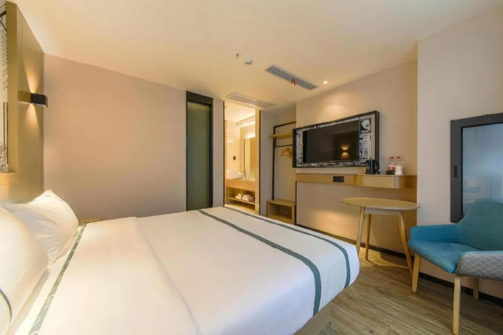 Bed in City Comfort Inn Zhongxiang Mochou Avenue