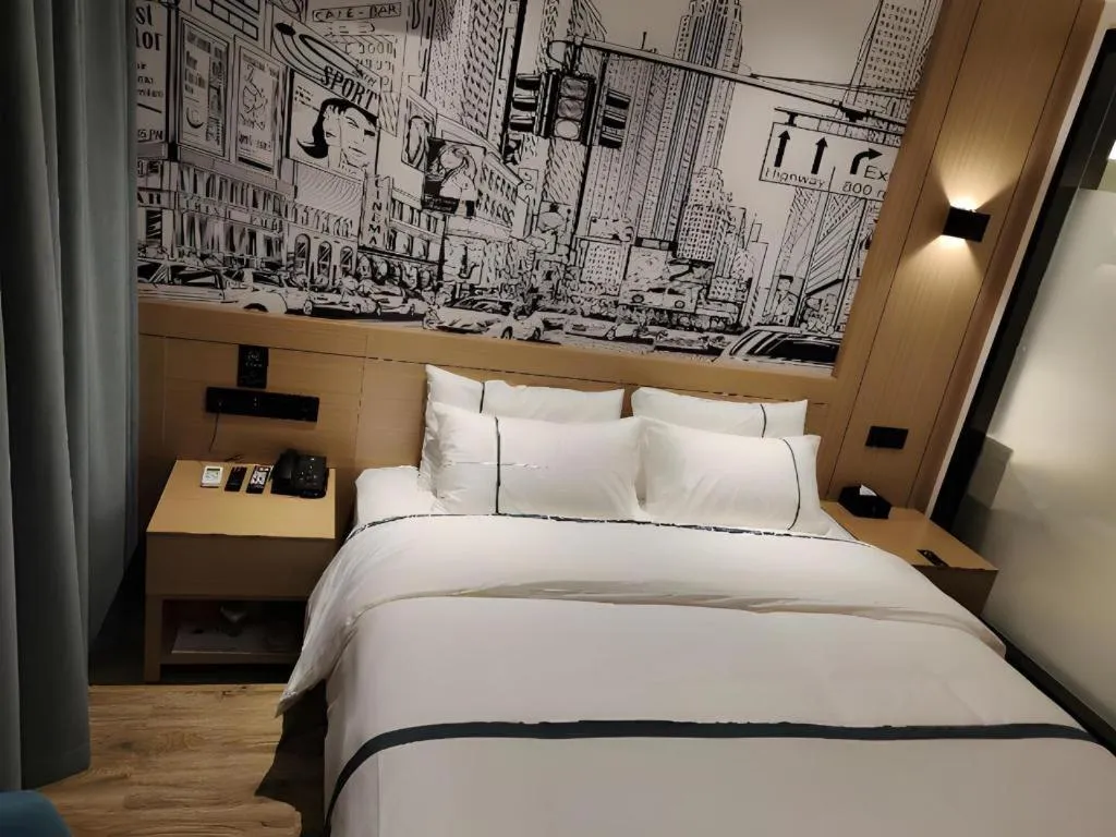 Bed in City Comfort Inn Chenzhou Rucheng
