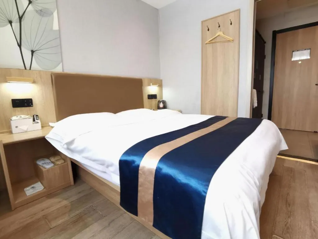 Bed in Green Tree Inn Express Huainan Xiejiaji District Orient Guangji Hospital