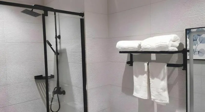 Green Tree Inn Express Huainan Xiejiaji District Orient Guangji Hospital