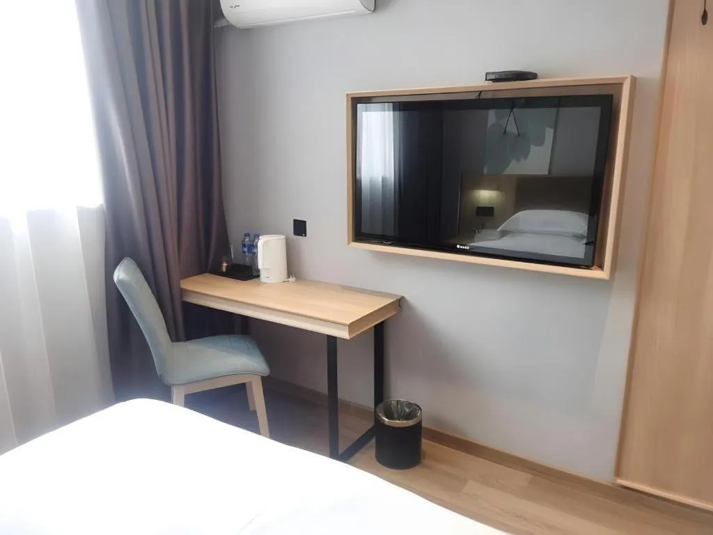 Bed in Green Tree Inn Express Huainan Xiejiaji District Orient Guangji Hospital