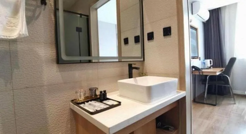 Green Tree Inn Express Huainan Xiejiaji District Orient Guangji Hospital