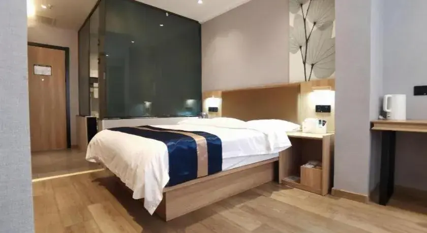 Bed in Green Tree Inn Express Huainan Xiejiaji District Orient Guangji Hospital Bed in Green Tree Inn Express Huainan Xiejiaji District Orient Guangji Hospital