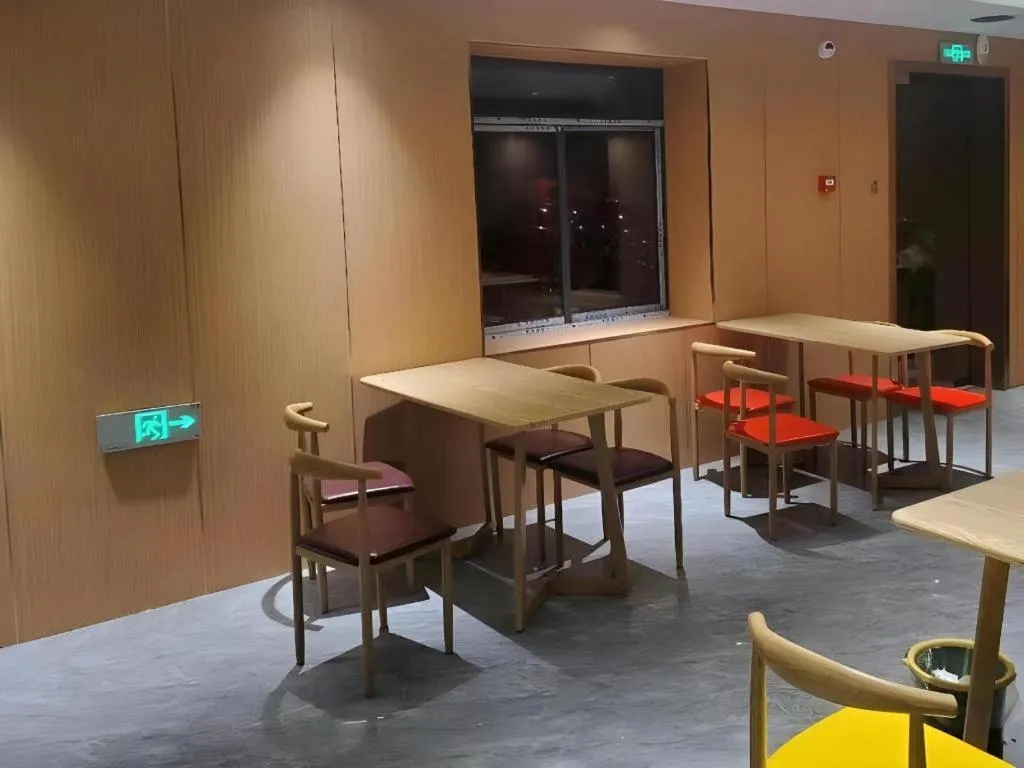 Green Tree Inn Express Huainan Xiejiaji District Orient Guangji Hospital