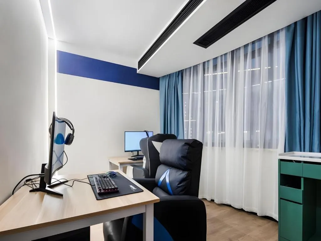 GEM Hotel Changzhou Xuejia'aoyuan North High-Speed Railway Station