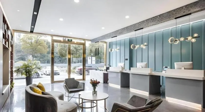 GEM Hotel Changzhou Xuejia'aoyuan North High-Speed Railway Station