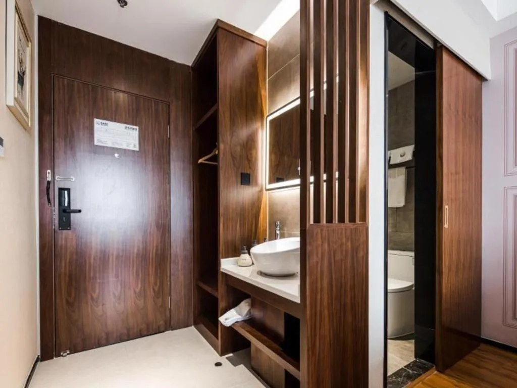 GEM Hotel Changzhou Xuejia'aoyuan North High-Speed Railway Station