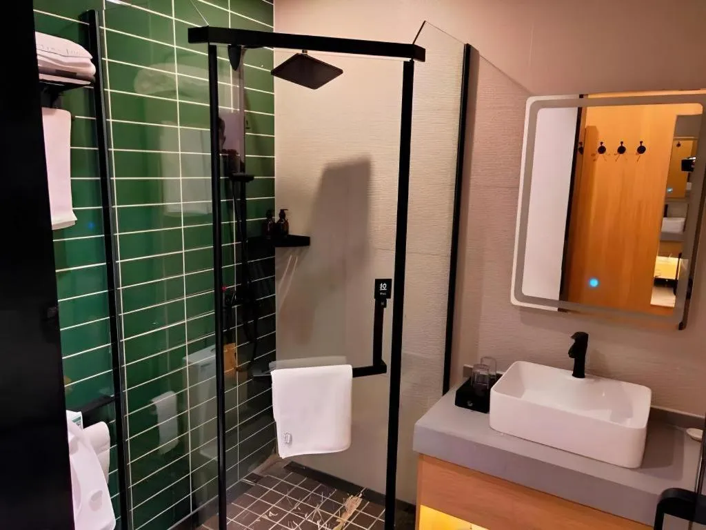 Green Tree Inn Express Anhui Bozhou Mengcheng County Chengnan New District