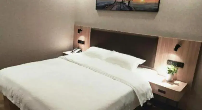 Bed in Shell Hotel Shandong Jinan Daming Lake Bed in Shell Hotel Shandong Jinan Daming Lake