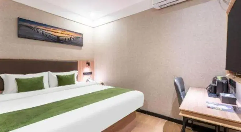 Bed in Shell Hotel Shandong Jinan Daming Lake Bed in Shell Hotel Shandong Jinan Daming Lake