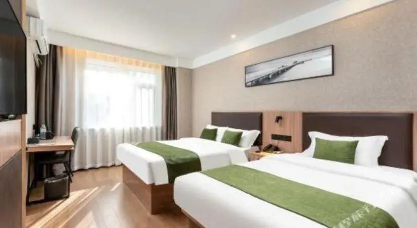 Bed in Shell Hotel Shandong Jinan Daming Lake Bed in Shell Hotel Shandong Jinan Daming Lake