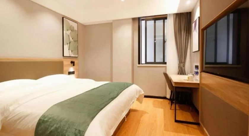 Bed in Green Tree Inn Anhui Hefei Binhu Zhuyuan Metro Station Dali Road