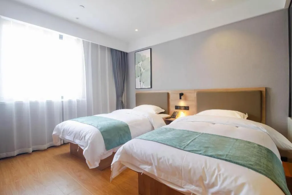 Bed in Green Tree Inn Anhui Hefei Binhu Zhuyuan Metro Station Dali Road