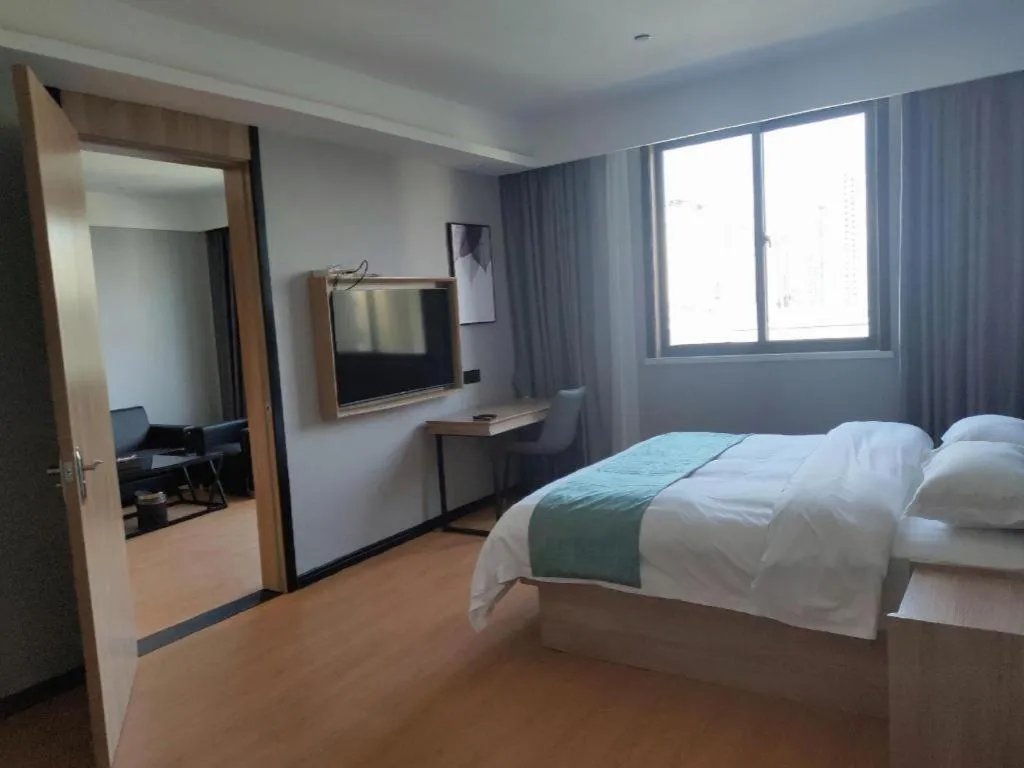 Bed in Green Tree Inn Anhui Hefei Binhu Zhuyuan Metro Station Dali Road