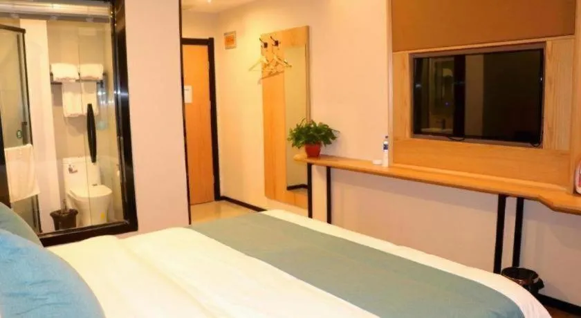 Bed in Shell Hotel Bozhou Lixin County Passenger Center