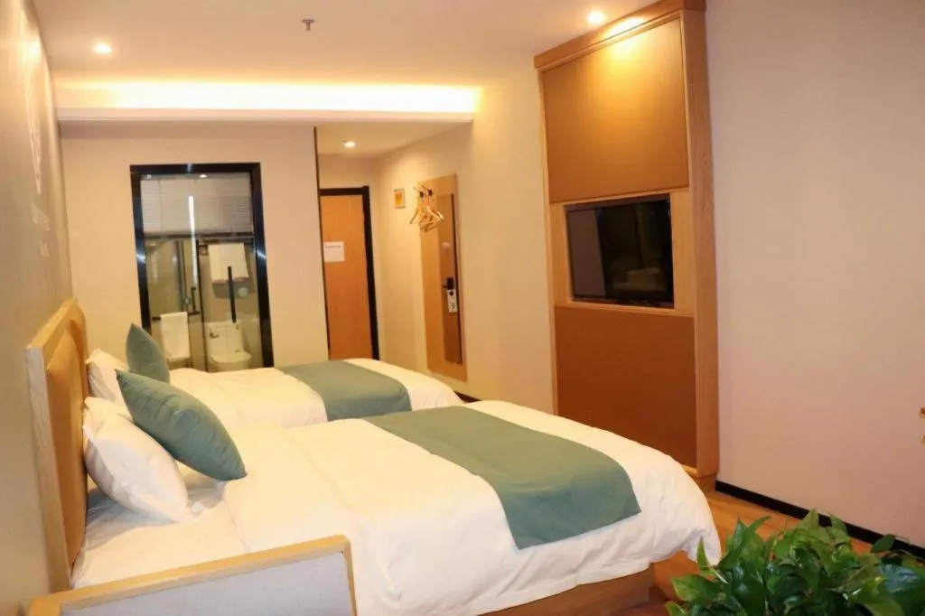 Bed in Shell Hotel Bozhou Lixin County Passenger Center